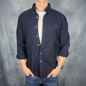 Ralph lauren skjorta - Storlek: M || Skick: Mycket bra || Nypris: Ca 1500kr || Följ för liknande produkter 🍾🌊