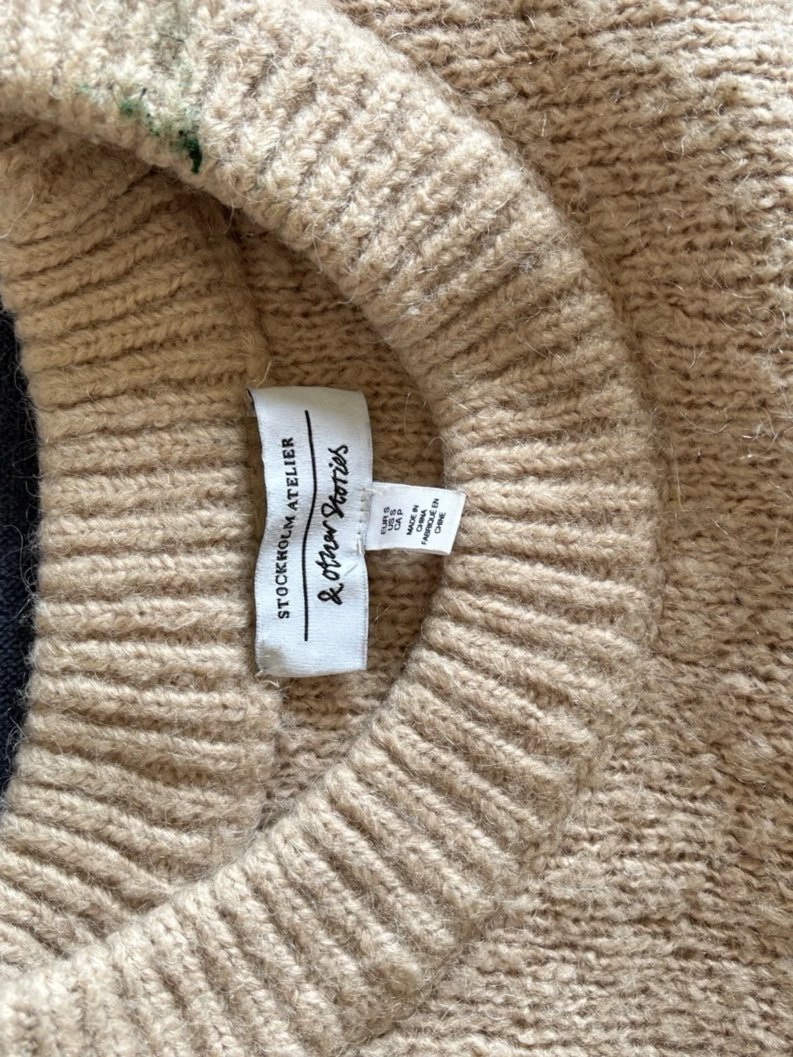 Beige stickad tröja från American Vintage - 4