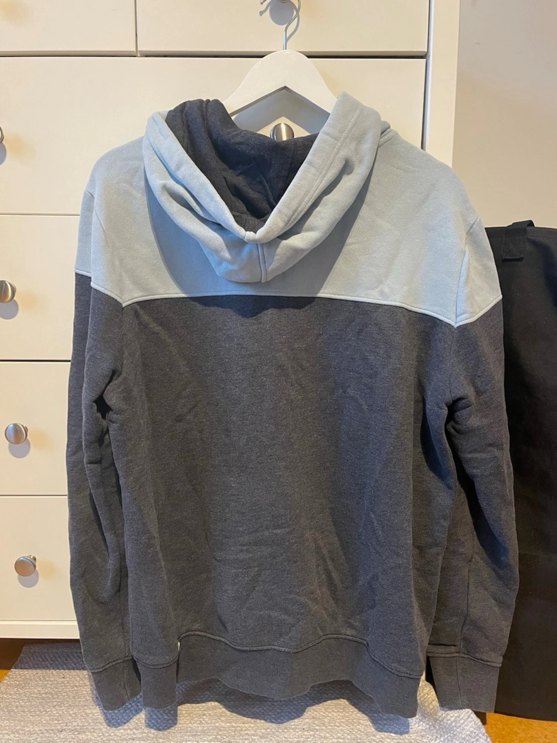 Zip up hoodie - 1