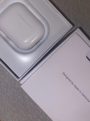 AirPods pro - Kontakta mig om du vill diskutera priset 