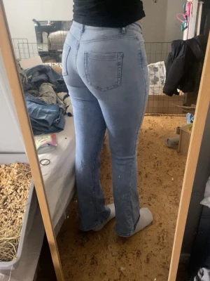 Jeans - Jeans från only, jag är 170