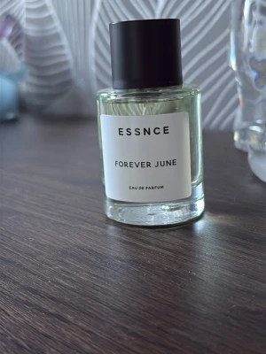 ESSNCE Forever June Eau de Parfum - 50ml endast testad 