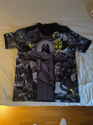 Brasilien Jesus tröja Nike  - Bra kvalitet, har i andea storlekar, priset kan diskuteras