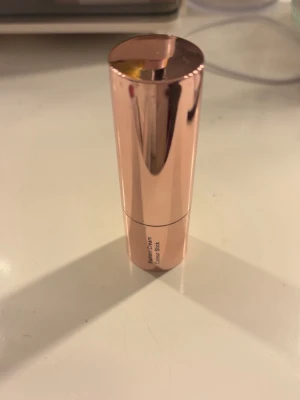 Blush - En blush från beautyact, aldrig använd och en super fin rosa färg