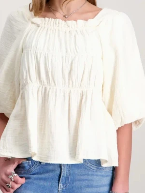 puffig blus  - puffig söt blus från only kids. första bilden är från hemsidan men inte riktigt korrekt färg. 