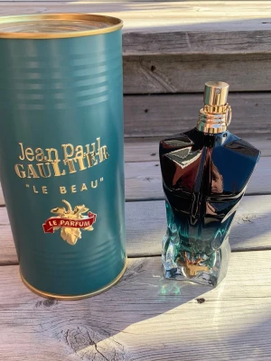 JPG Le Beau Le Parfum  - 75ml flaska med ca 60ml kvar 