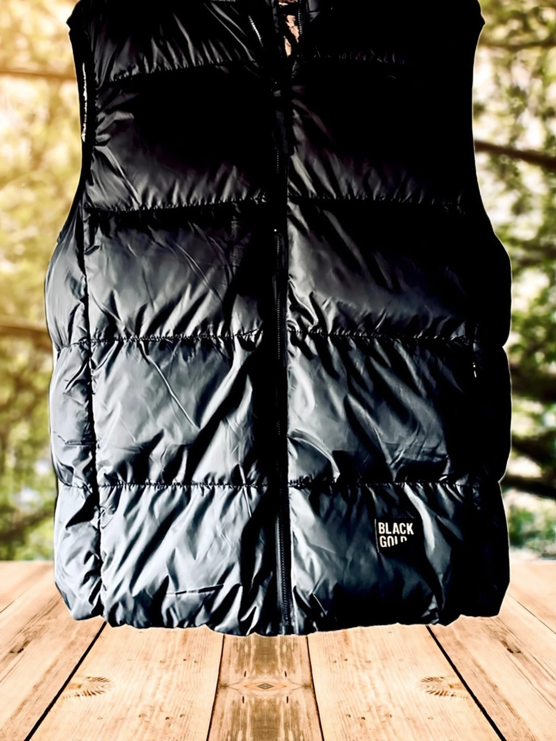 Svart pufferväst från Black Gold!
