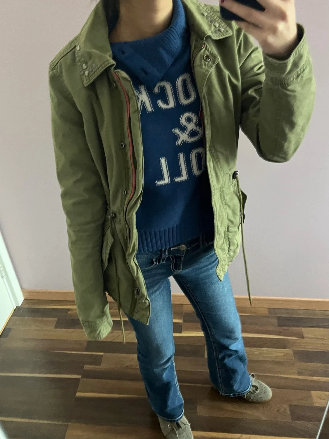 Olivgrön jacka med spetsdetaljer - 4