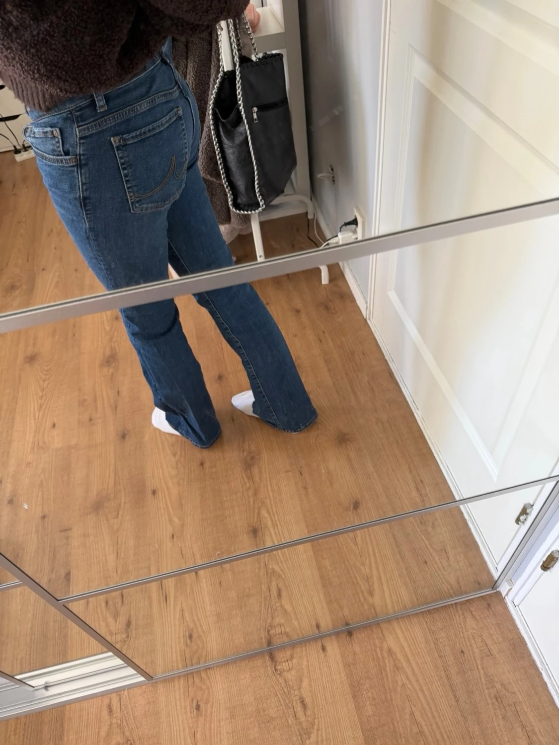 Blå bootcut jeans med klassisk look - 1