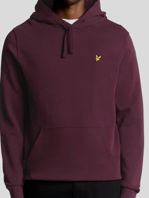 Vinröd hoodie Lyle & Scott - Lätt blekt i färgen, annars mycket fint skick. 