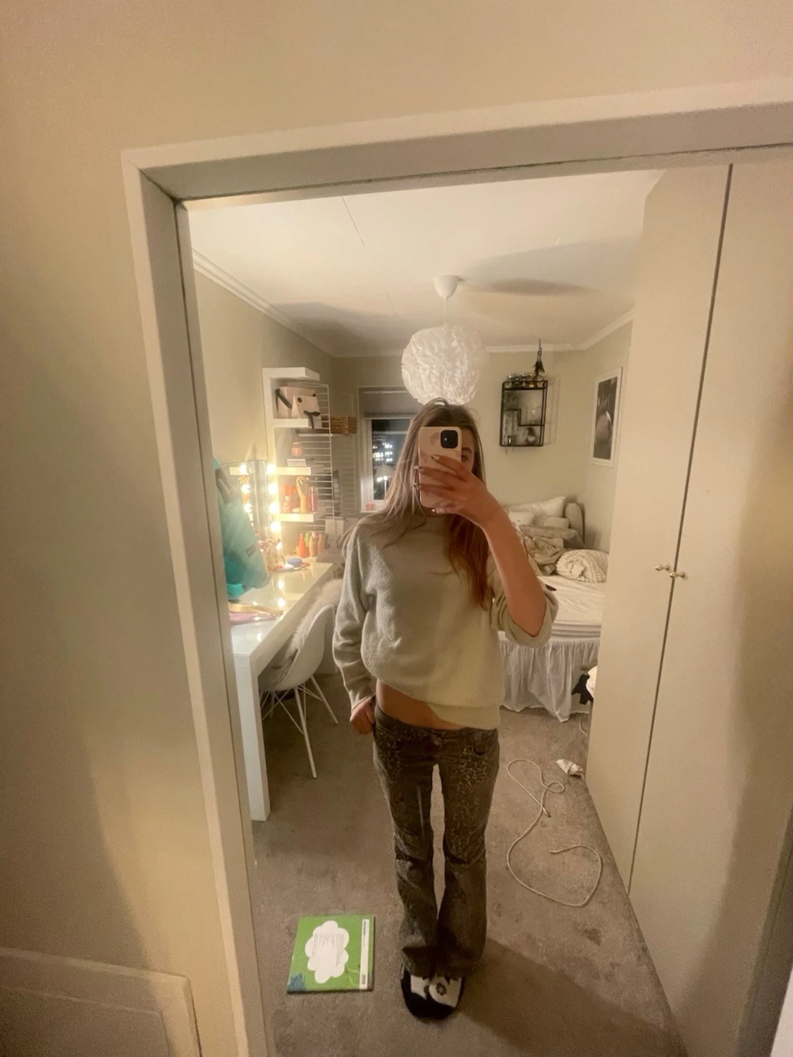 Leopard bootcut jeans med låg midja