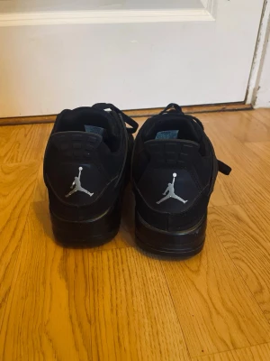 Jordans svart  - Svarta jordans 