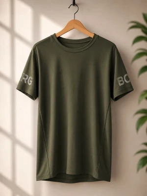 Björn Borg Träning’s T- Shirt  - Storlek: M, Material: 100 % Polyester, utmärkt skick!