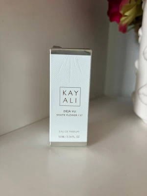 Kayali: Deja Vu White Flowet - 10ml. Ny.