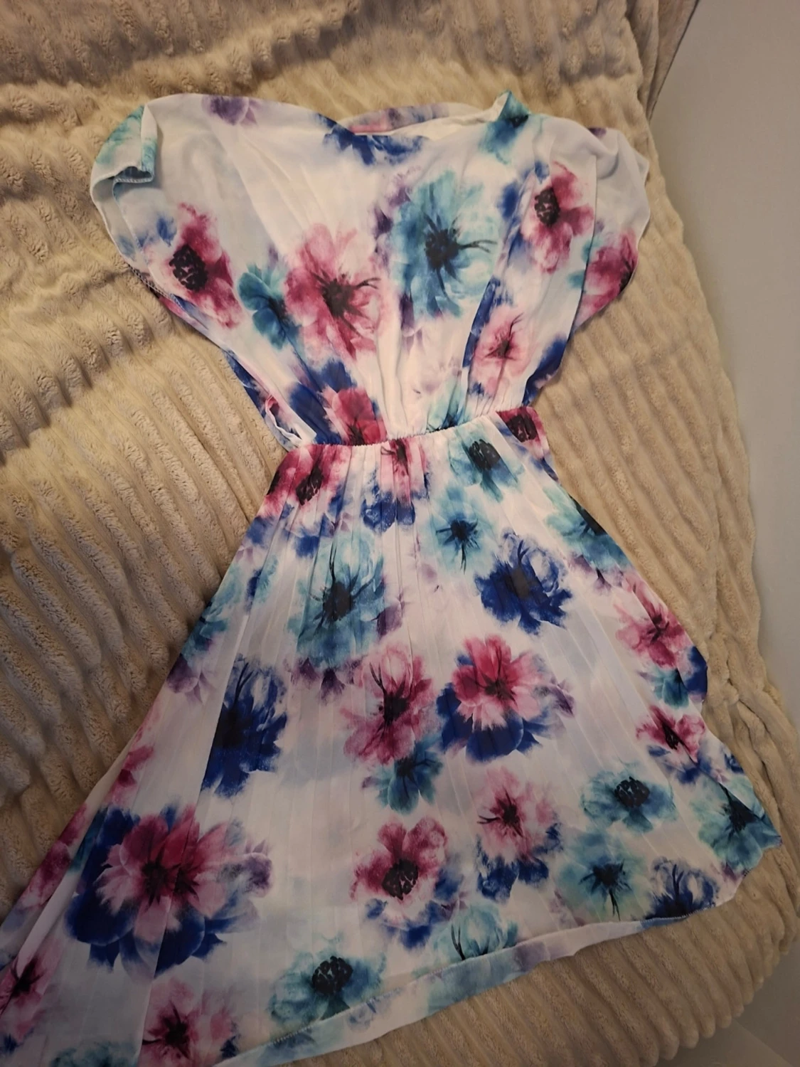 Blommig klänning - 1