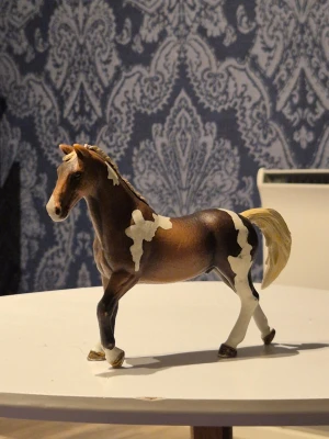 Schleich häst - Säljer en schleich höst i bra kvalite 