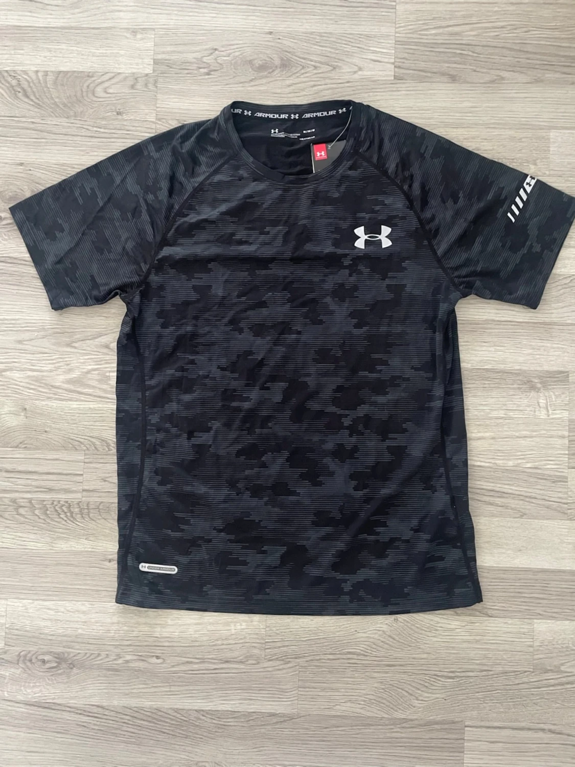 Svart tränings-tshirt från Under Armour