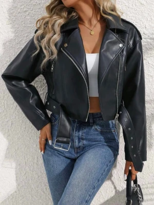 Svart cropped skinnjacka med bälte - Helt oanvänd 