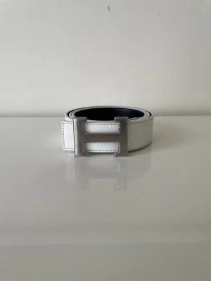 Vit H-ermes bälte - Aldrig använd!