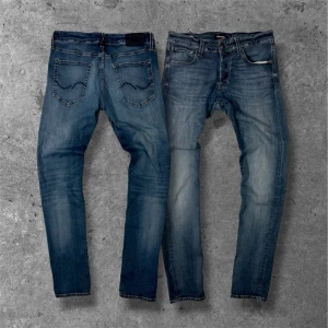 Jack & Jones jeans Slim/Glenn - Säljer dessa jeansen från Jack & Jones | W32 L34 | modell: Slim/Glenn | skick: 8/10 | Skriv vid frågor, pris kan diskuteras vid snabb affär 🤝