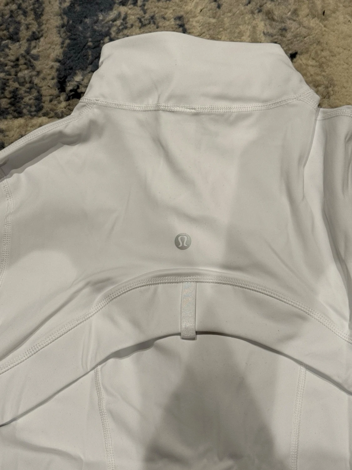 Vit Lululemon träningströja 2 - 3