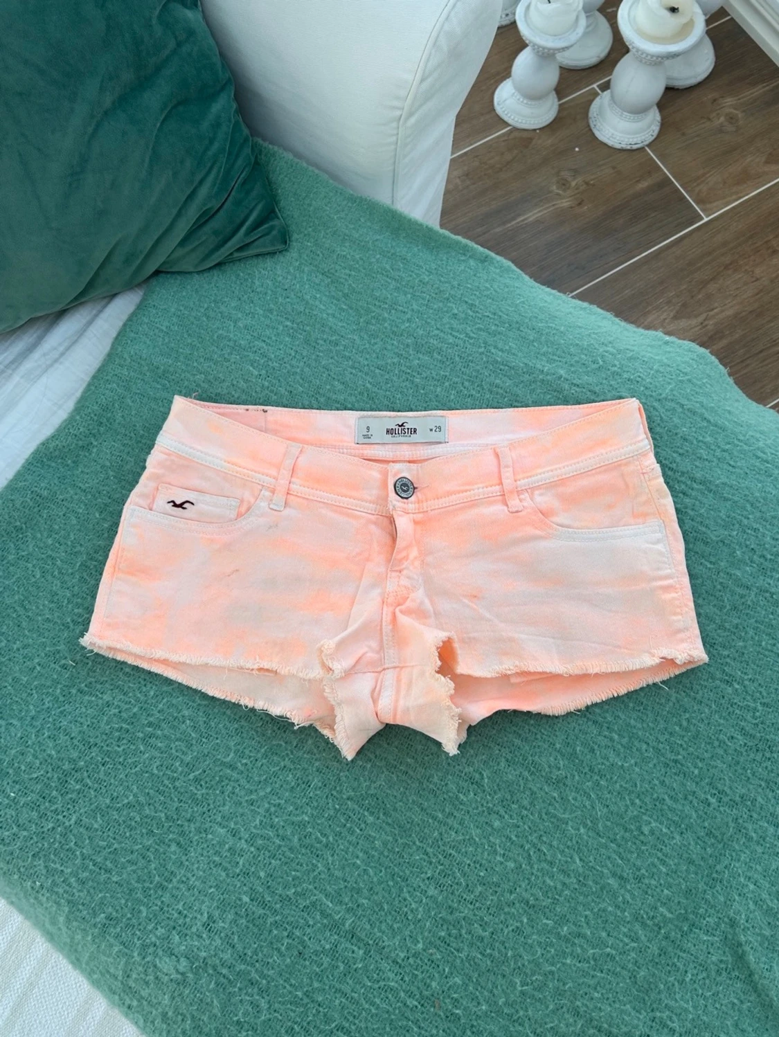 Hollister lågmidjade jeansshorts  - 2