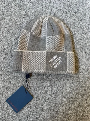 LV Gray beanie - As new