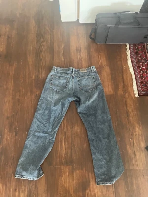 Bootcut jeans från wrangler - Sjukt snygga bootcut jeans från wrangler!
