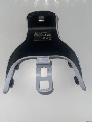 Strickepack till playstation  - Strickepack till playstation funkar för nästan alla spel kommer med 2 meter lång cc laddare, Lätt att installera, Oanvänd köpte till fel konsol