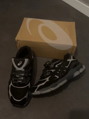Nya Asics gel NYC  - Helt nya 