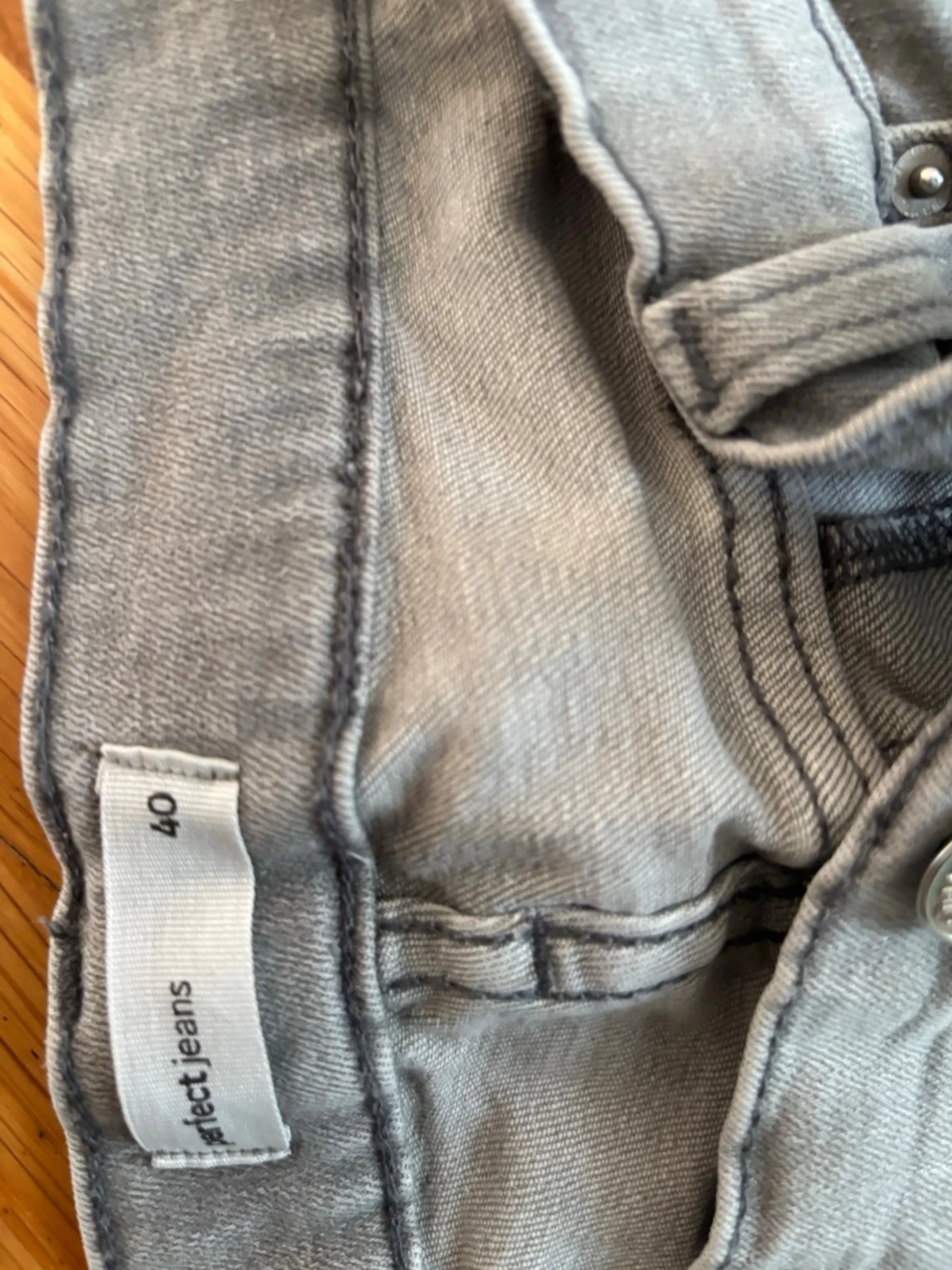 Ljusgrå bootcut jeans - 3