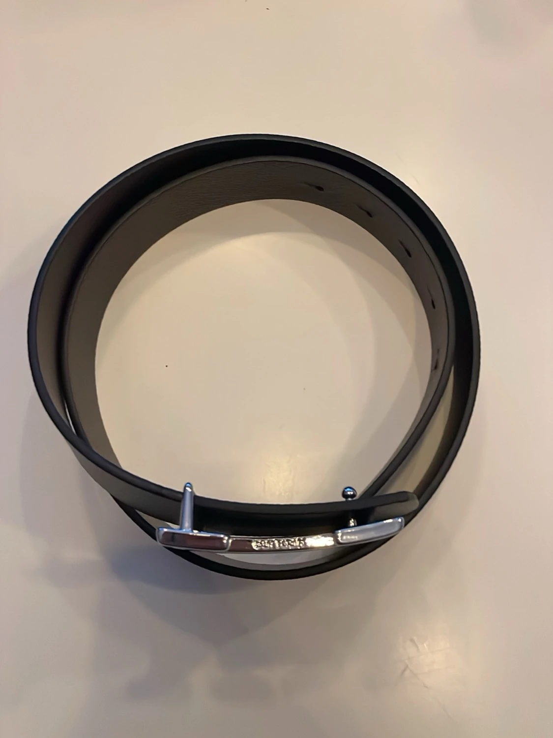 Svart bälte med silver spänne  - 1