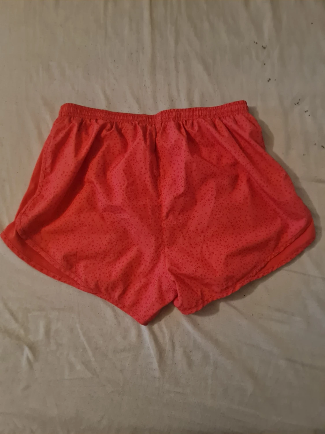Röda träningsshorts från Nike - 3