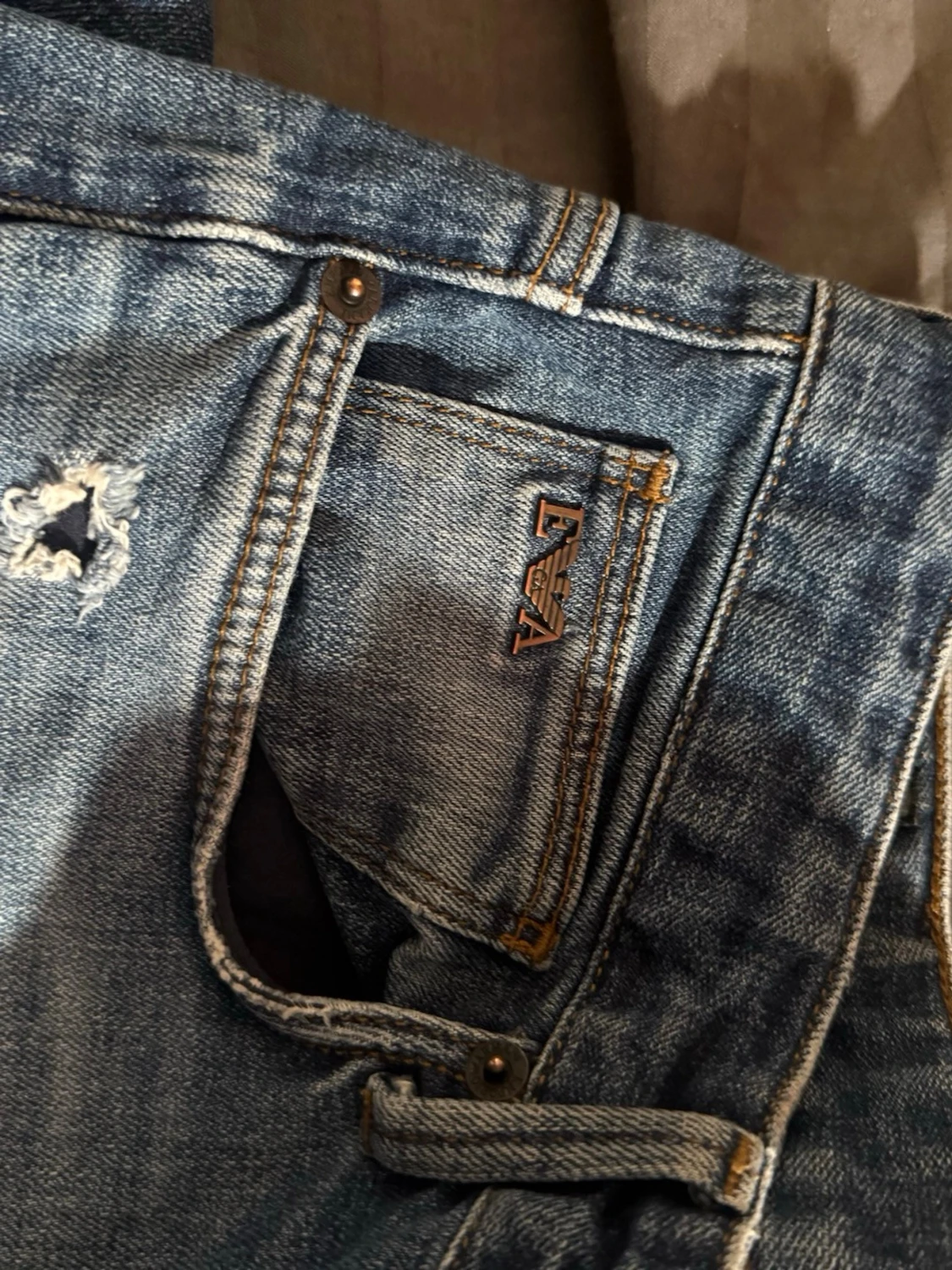 Blå jeans från Armani - 1