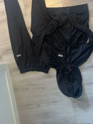 Svart tracksuit från mackenzie - Använd fåtal gånger 