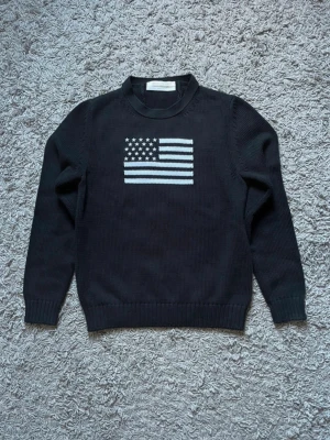 1017 ALYX 9SM American Flag Sweater - 1017 ALYX 9SM American Flag Sweater  Size M  Condition: 9/10  Chest: 50 cm Length: 66 cm Sleeve: 66 cm
