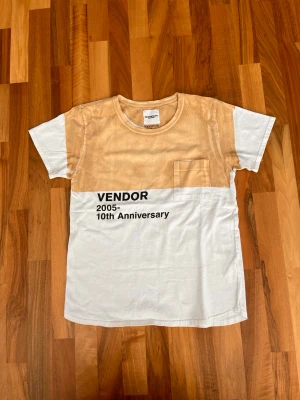 TheSoloist tshirt - Tshirt från The Soloist / nonnative av Takahiro Miyashita i storlek S/M. Se mått och kom gärna med bud. 