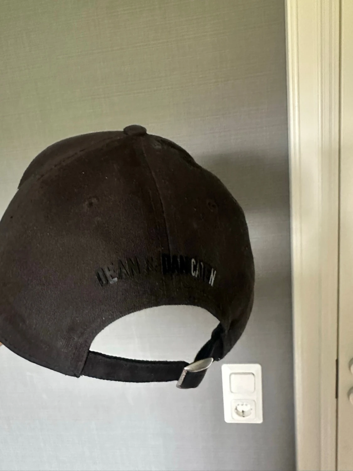 Svart ICON keps från Dsquared2 - 2