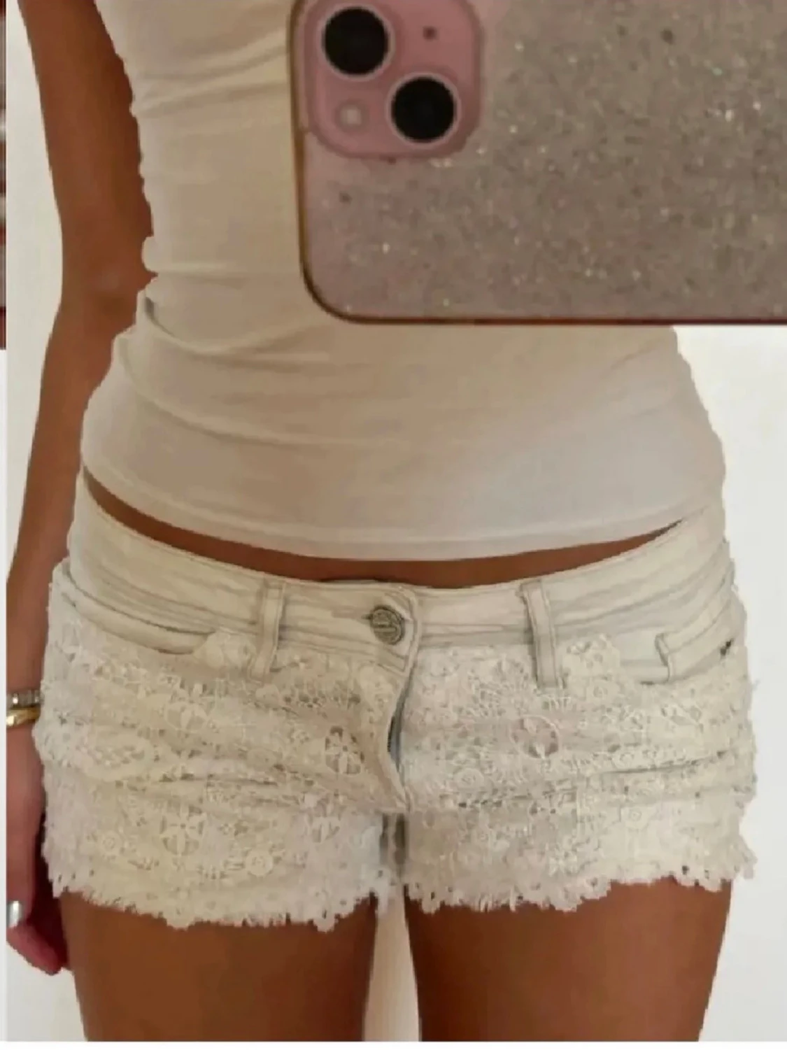 Lågmidjade vita spetsshorts - 1