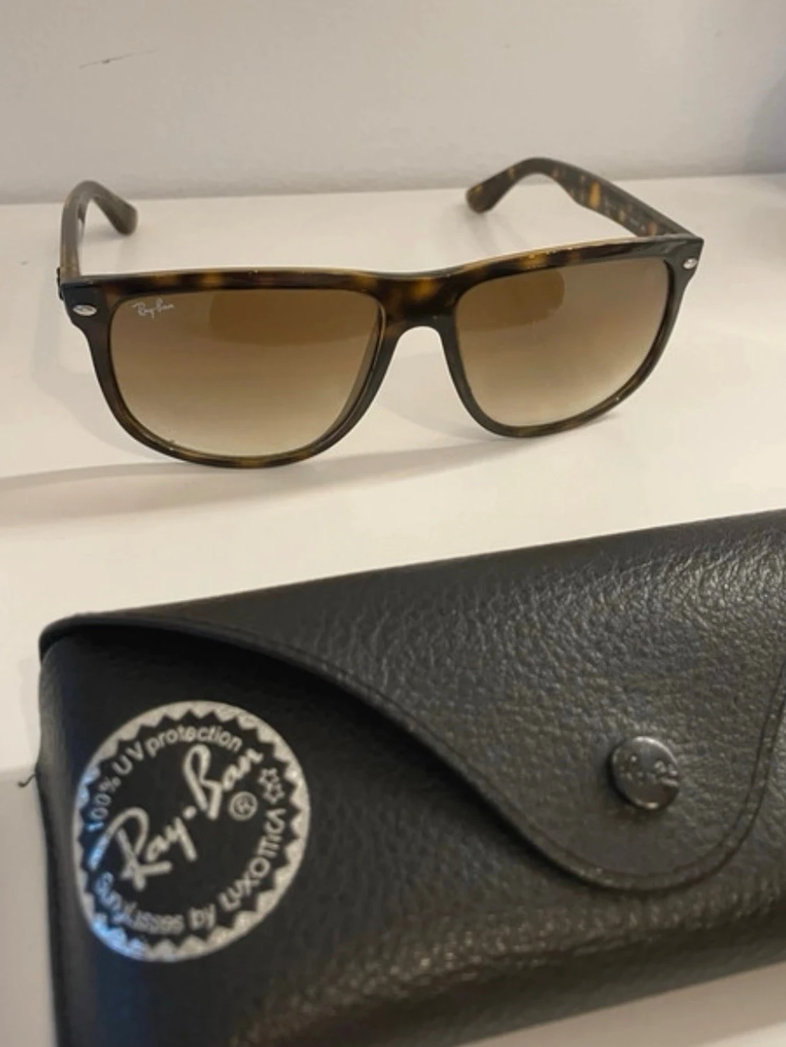 Ray-Ban solglasögon brunmelerade