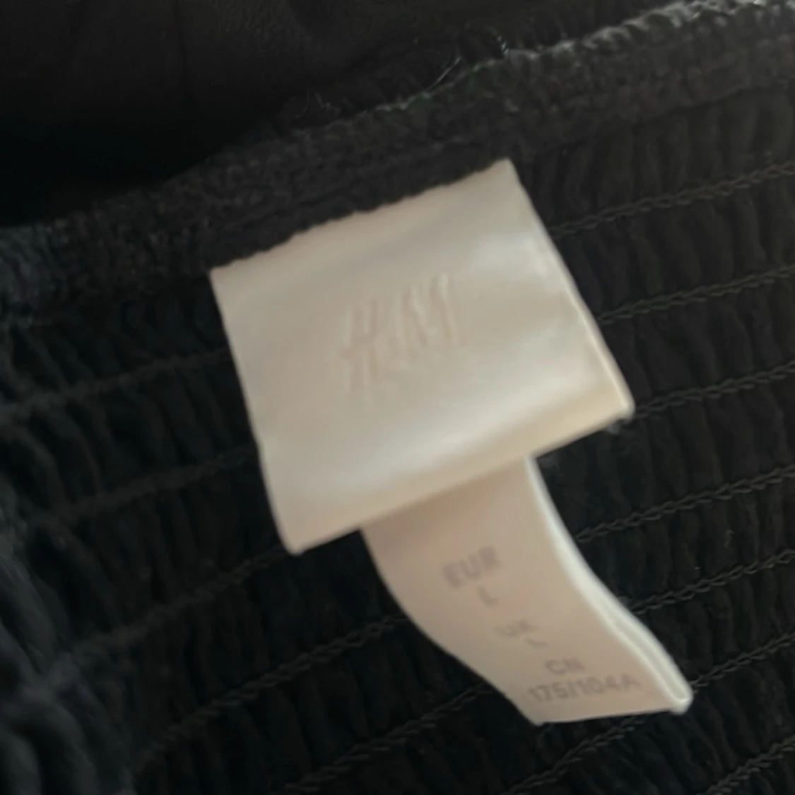 Svart bandeau tubtopp med volang - 3