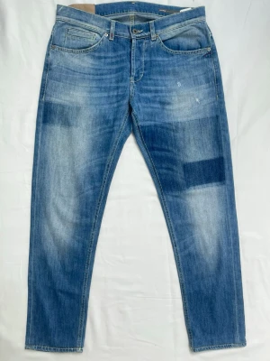 Dondup george - Dondup George jeans i 9/10 skick och storlek 35. Bara o höra av sig vid frågor MVH