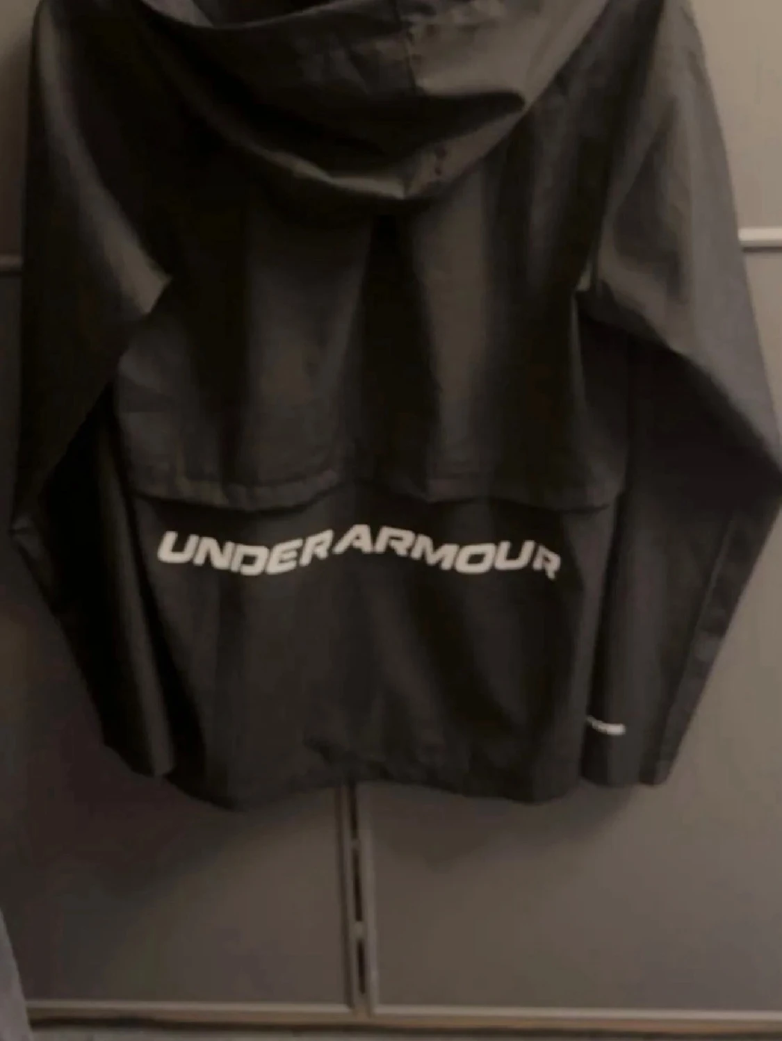Under armour windbraker  - 1