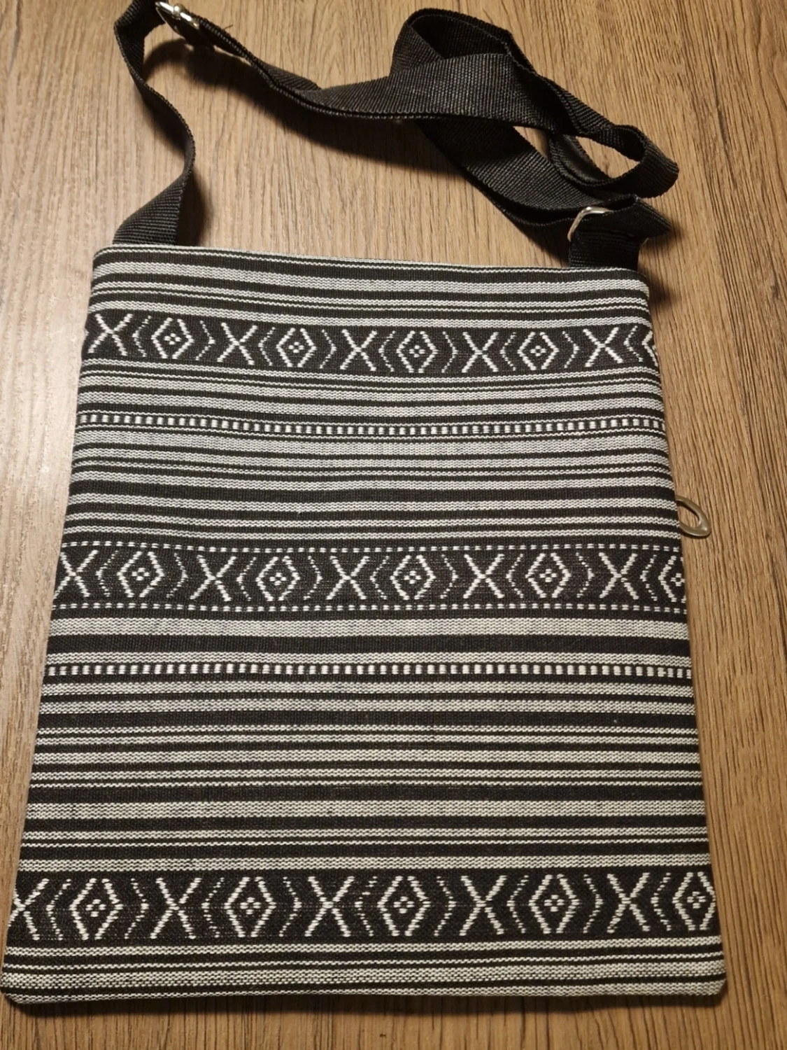 Axelväska med kattmotiv och mönster - 1