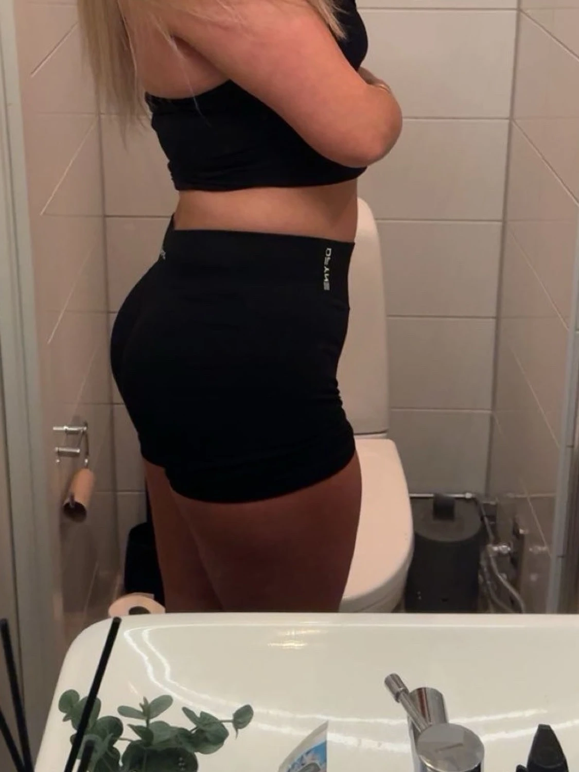 Svarta Impact shorts från Dfyne  - 2