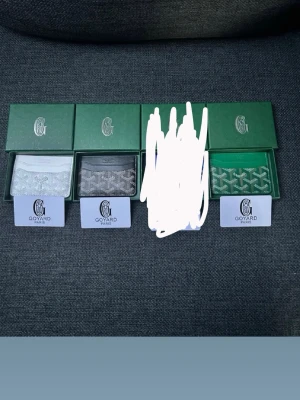  Goy4rd bundle - Go4rd bundle. 3 stycken snygg plånböcker,svart,vit och grön