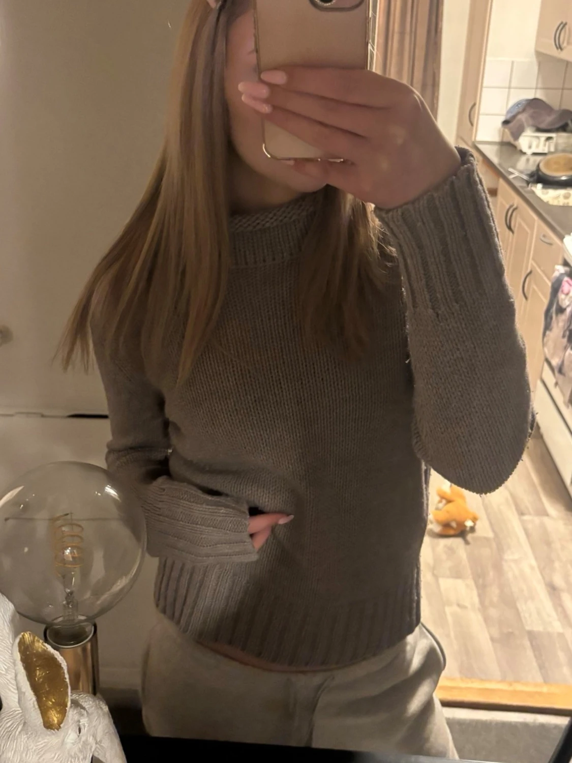 Grå/beige stickad tröja 