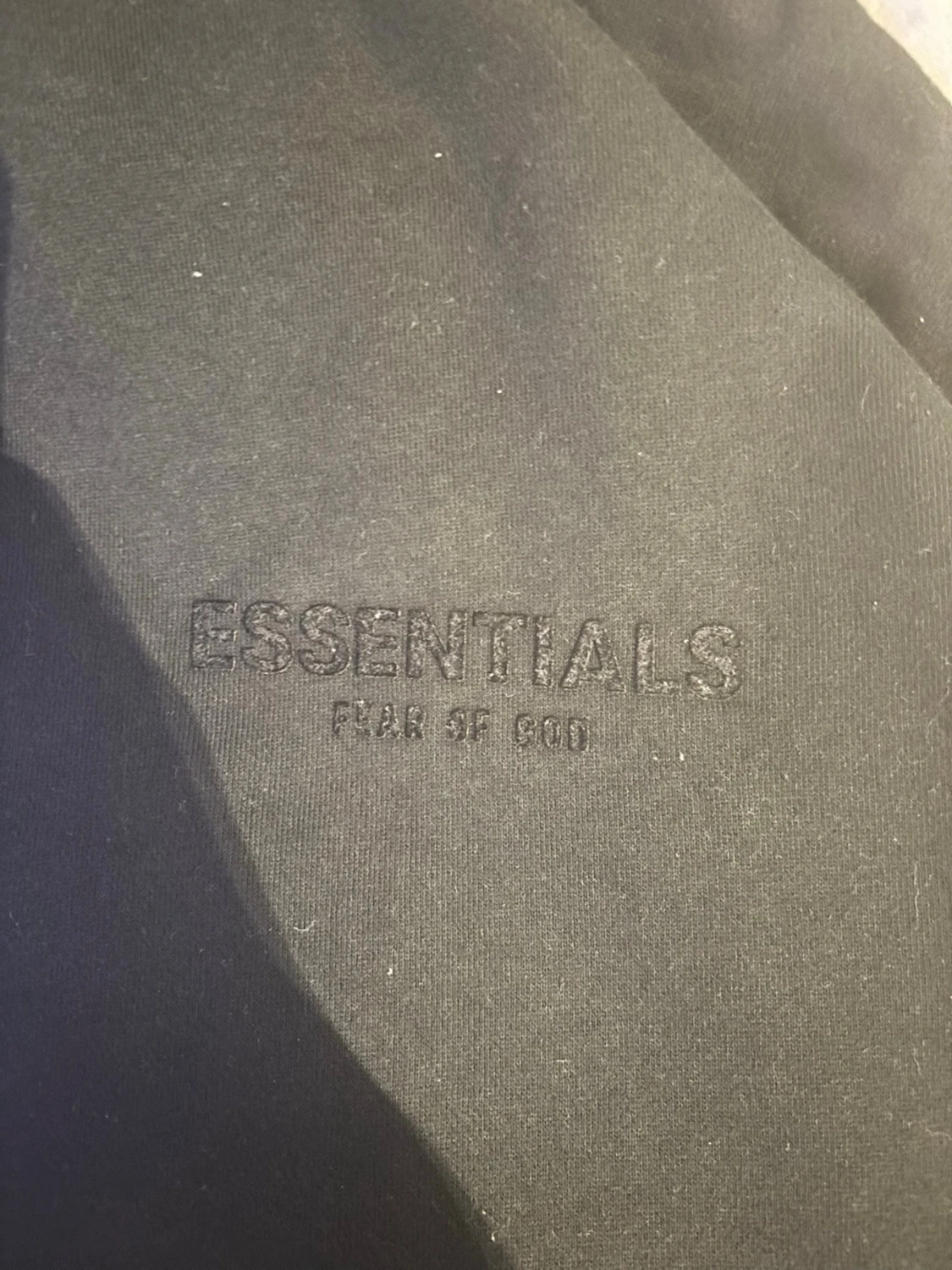 Svart Essentials hoodie med huva - 3
