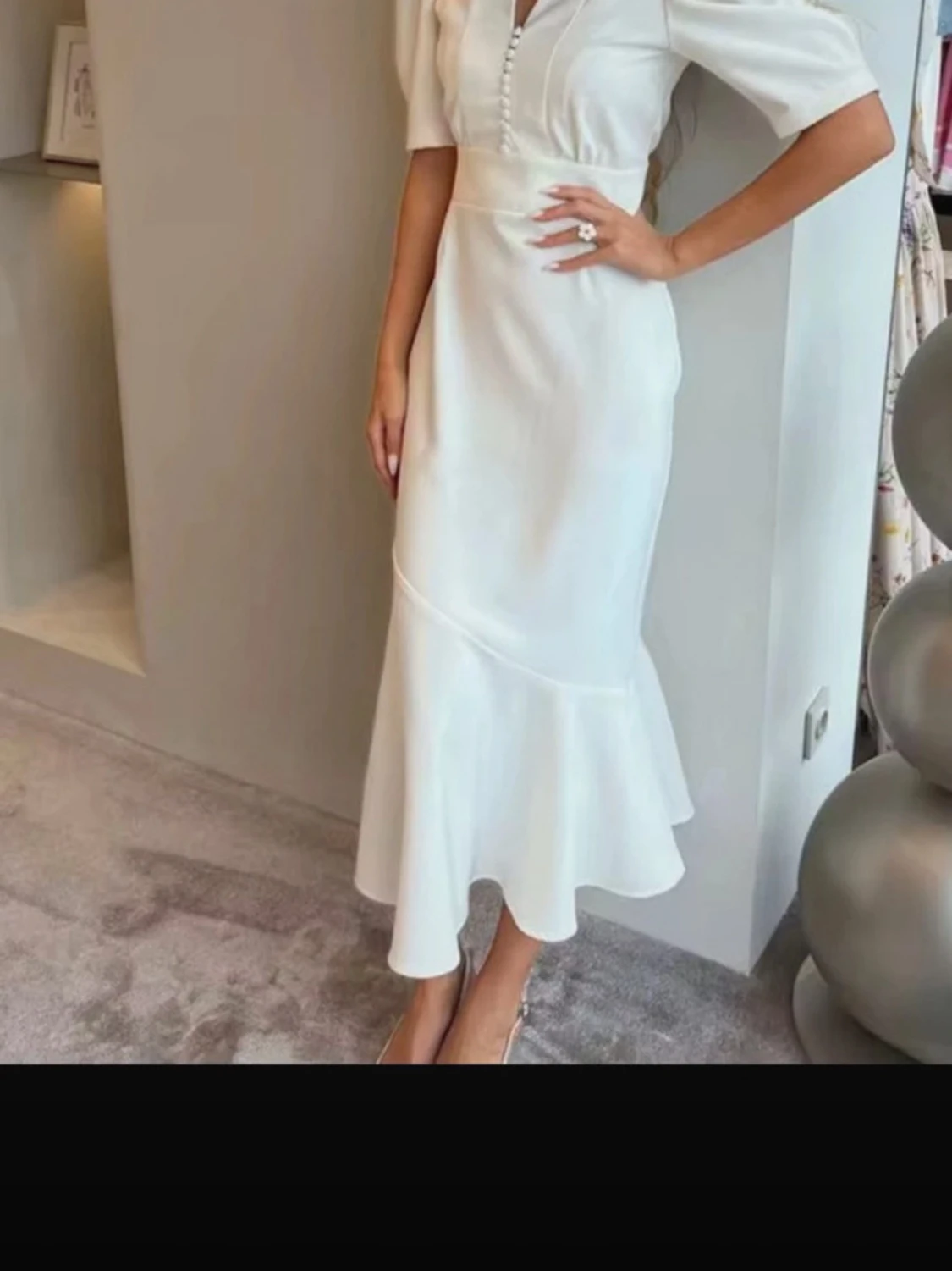 Vit elegant långklänning med puffärm - 1