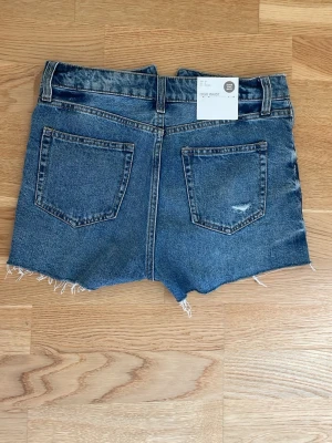 High Waits shorts  - Aldrig använda helt nya 